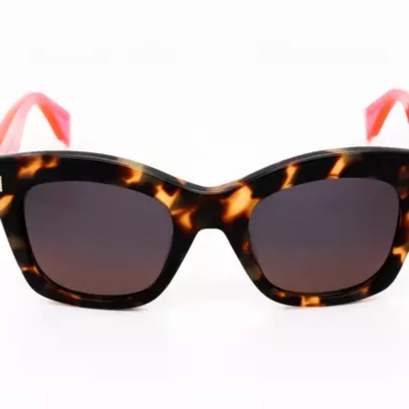 Fendi Tortoise Shell Sunglasses - Picture 2 of 6